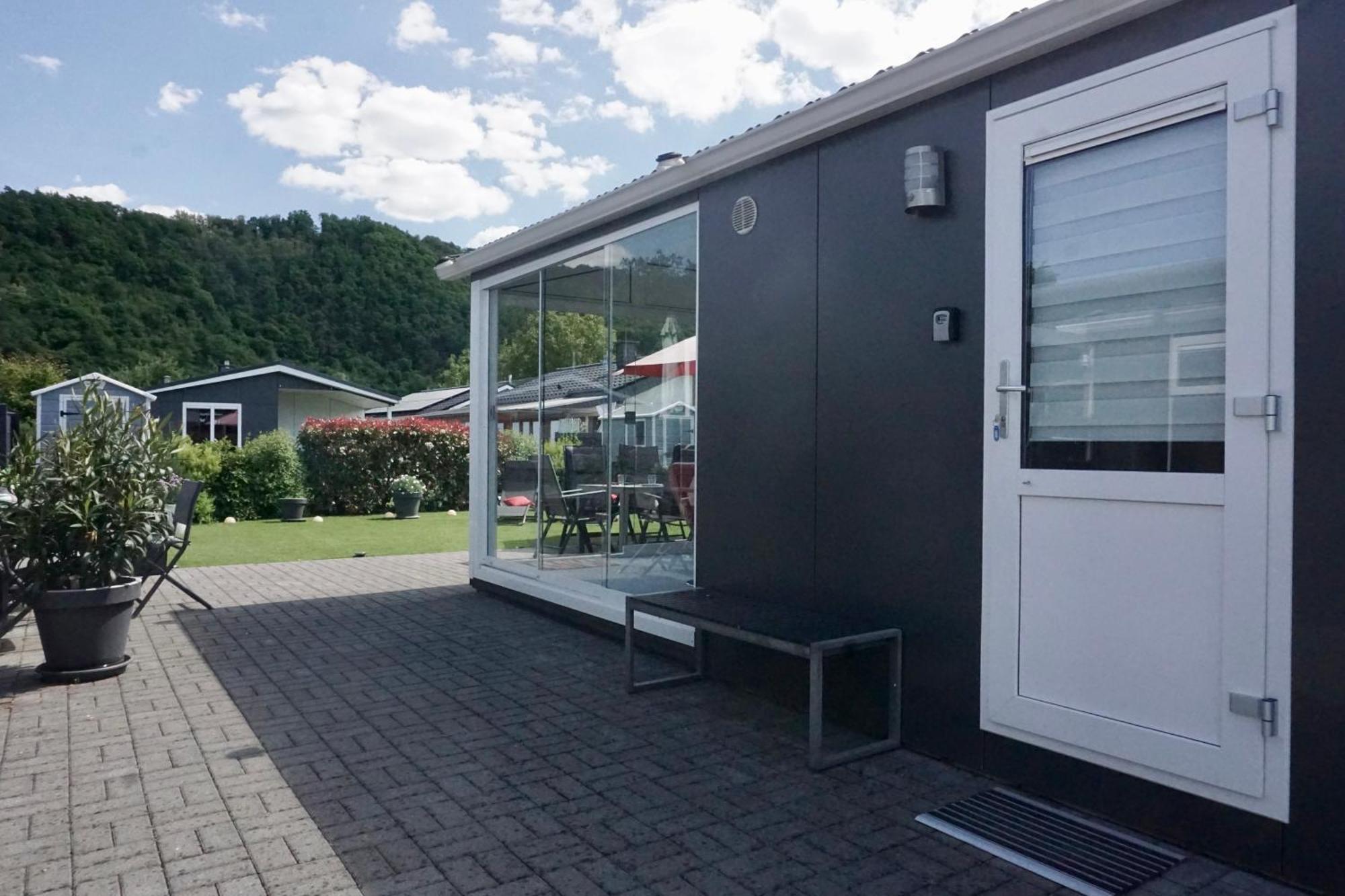 Ferienhaus Ufergeheimnis Am Guelser Moselbogen I 2 Sz I 5 Gaeste I Badebucht I Grill I Garten Coblença Exterior foto